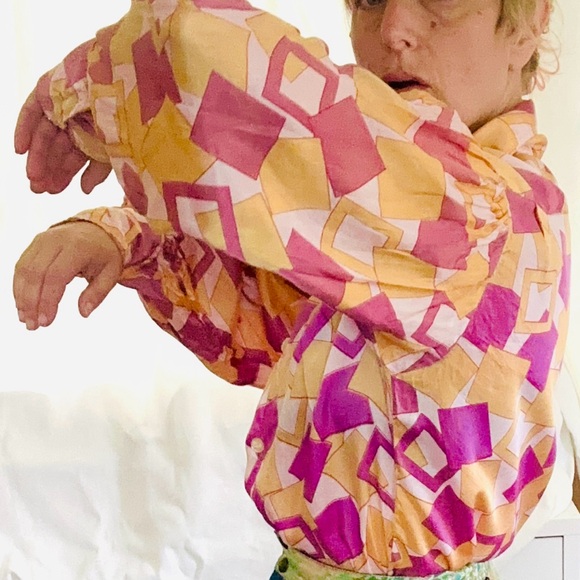 Vintage Silk Disco Shirt w/ balloon sleeves / pointy collar (Unisex) - Picture 5 of 7